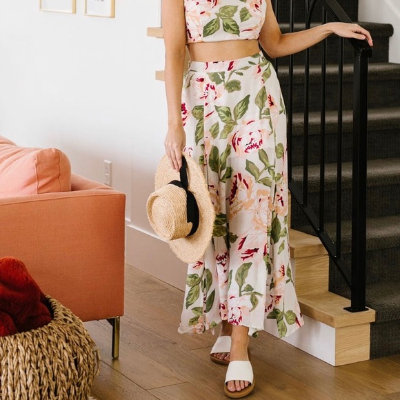 Tropical Ivory Skirt with Pink Flowers - Picture 3 of 6